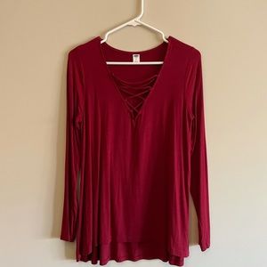 Long sleeve v-neck shirt with crisscross design, size S